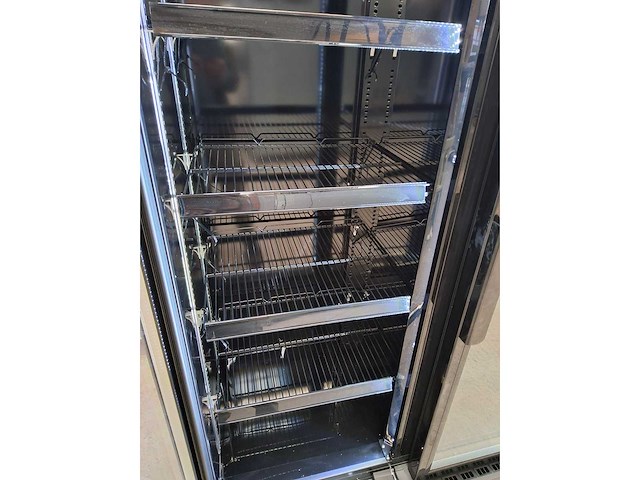 Combisteel - 2025 - koelvitrine - afbeelding 4 van  6
