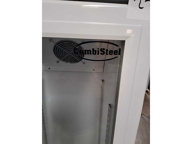 Combisteel - 2025 - koelvitrine - afbeelding 3 van  4