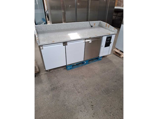 Combisteel - 2025 - pizza werkbank - afbeelding 2 van  9