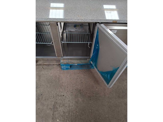 Combisteel - 2025 - pizza werkbank - afbeelding 7 van  9