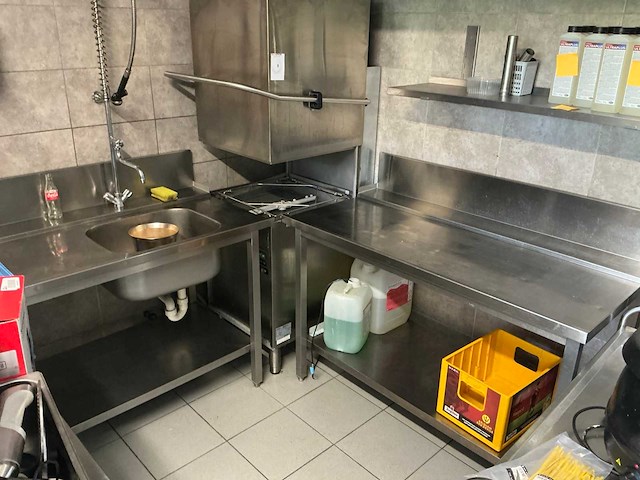 Combisteel sl 720 pa dp / 3401 korvenvaatwasmachine - afbeelding 1 van  10