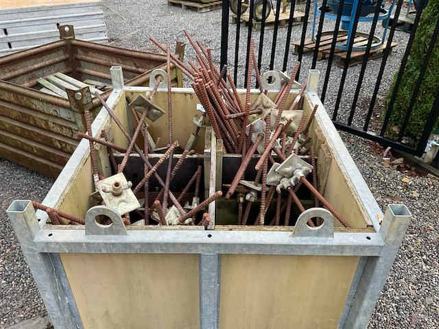 Cometal bekistingsmateriaal - afbeelding 14 van  17