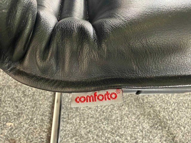 Comforto - wachtkamerstoelen (5x) - afbeelding 4 van  6