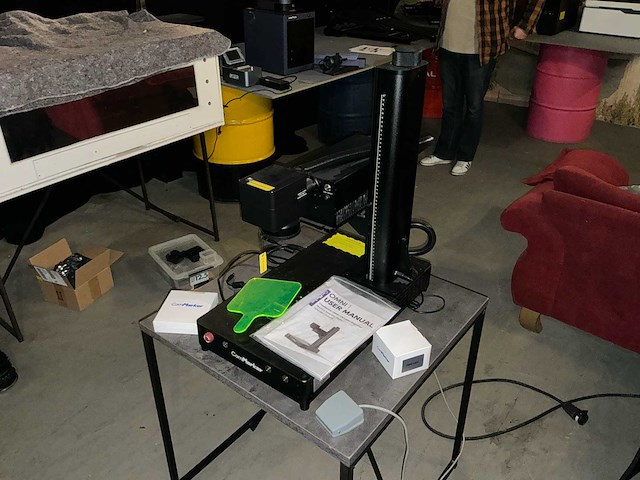 Commaker omni 1 laser graveermachine electronica - afbeelding 2 van  21