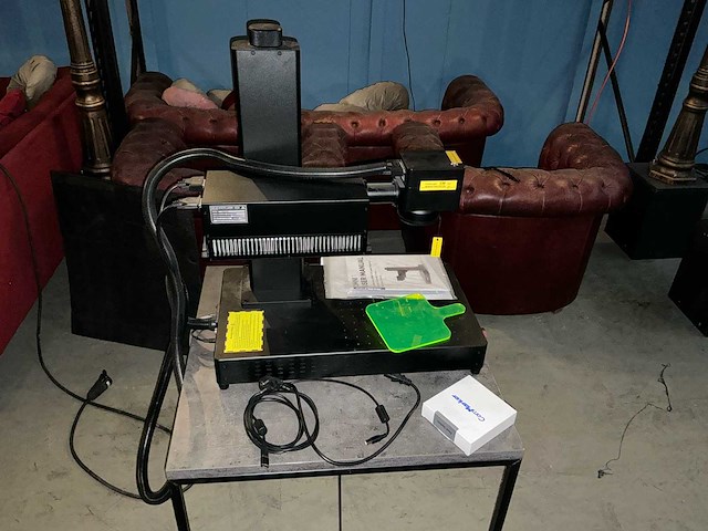 Commaker omni 1 laser graveermachine electronica - afbeelding 16 van  21
