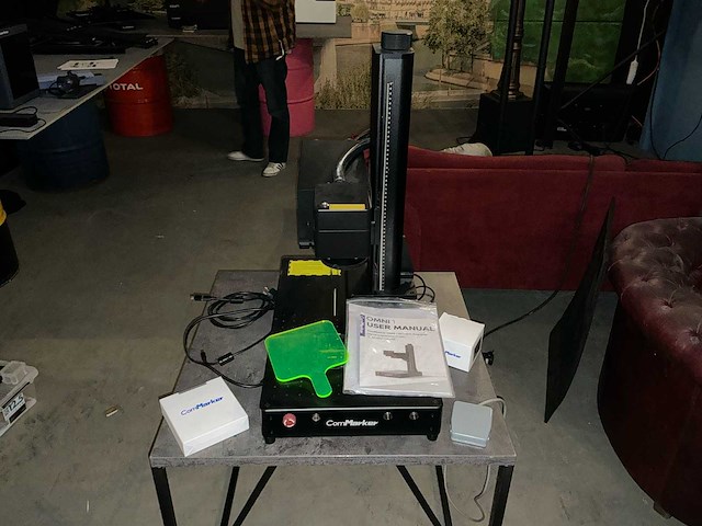 Commaker omni 1 laser graveermachine electronica - afbeelding 18 van  21