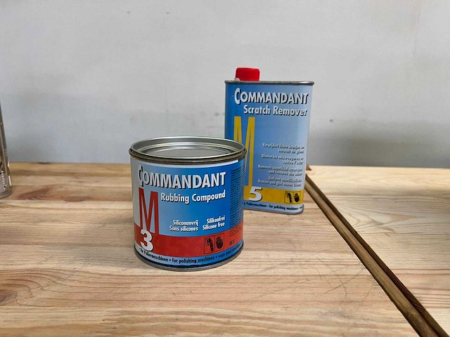 Commandant poets- en polijstmiddelen (2x) - afbeelding 1 van  6