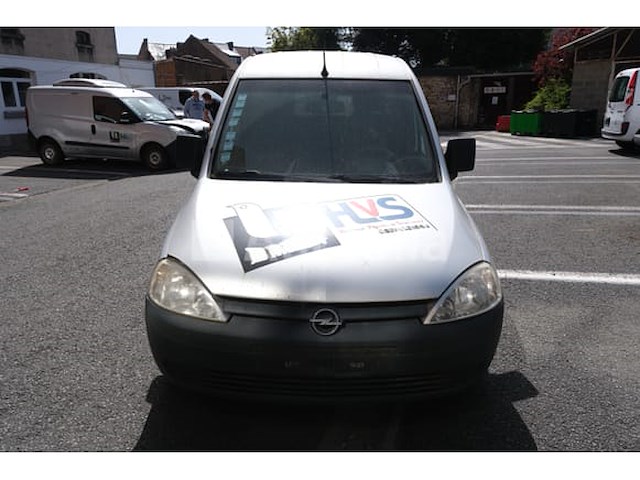 Commerciële bestelwagen opel combo 1,7 cdti (2011-198,607 km-vin:w0lvxcf25b4321506) - afbeelding 9 van  40