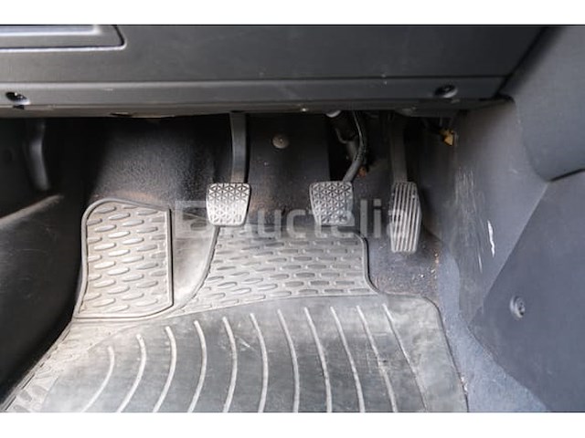 Commerciële bestelwagen opel combo 1,7 cdti (2011-198,607 km-vin:w0lvxcf25b4321506) - afbeelding 1 van  40