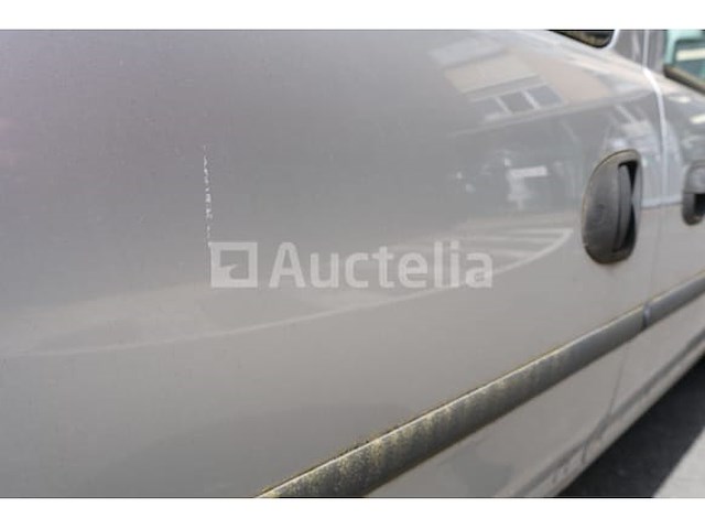Commerciële bestelwagen opel combo 1,7 cdti (2011-198,607 km-vin:w0lvxcf25b4321506) - afbeelding 20 van  40