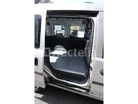Commerciële bestelwagen opel combo 1,7 cdti (2011-198,607 km-vin:w0lvxcf25b4321506) - afbeelding 24 van  40