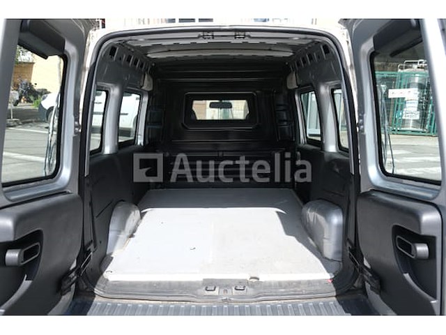 Commerciële bestelwagen opel combo 1,7 cdti (2011-198,607 km-vin:w0lvxcf25b4321506) - afbeelding 32 van  40