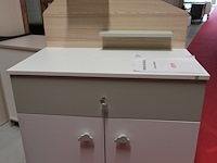 Commode – 2 deuren met lade | pastelgroen/wit - afbeelding 1 van  6