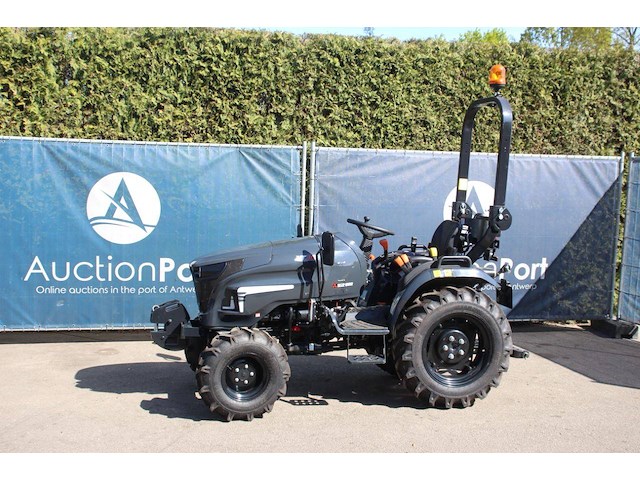 Compact tractor vhm vt30 diesel 26pk nieuw - afbeelding 1 van  1