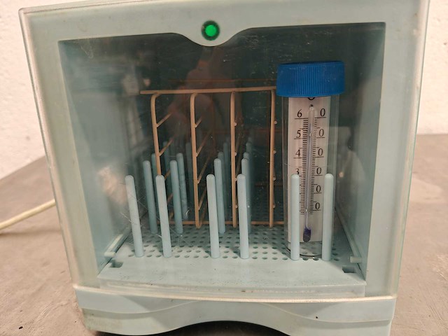 Compacte laboratorium incubator - afbeelding 2 van  6