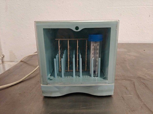 Compacte laboratorium incubator - afbeelding 6 van  6
