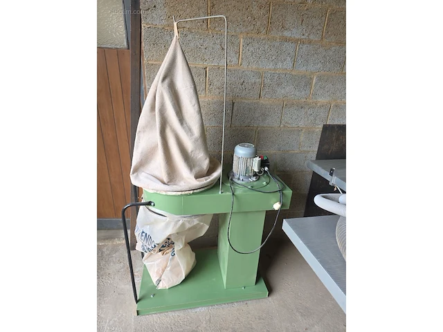 Compacte paneelzaagmachine elektra beckum... - afbeelding 8 van  8