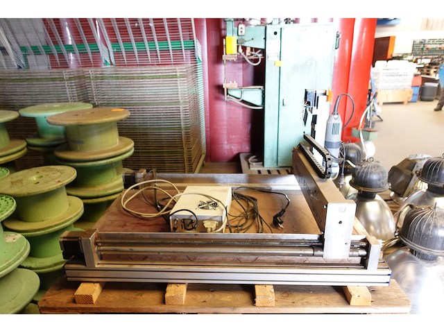 Compacte portaalfreesmachine - afbeelding 2 van  6