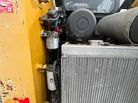 Compacte schranklader (skid steer) gehl 5240 - afbeelding 16 van  39