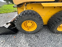 Compacte schranklader (skid steer) gehl 5240 - afbeelding 26 van  39