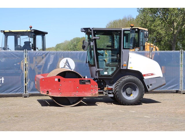 Compactor dynapac ca1400d diesel 55.4kw 2021 - afbeelding 1 van  1