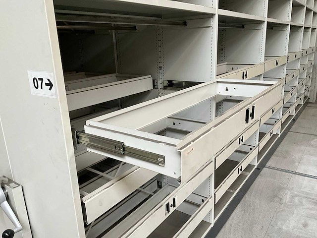 Compactus rolarchief - afbeelding 17 van  17