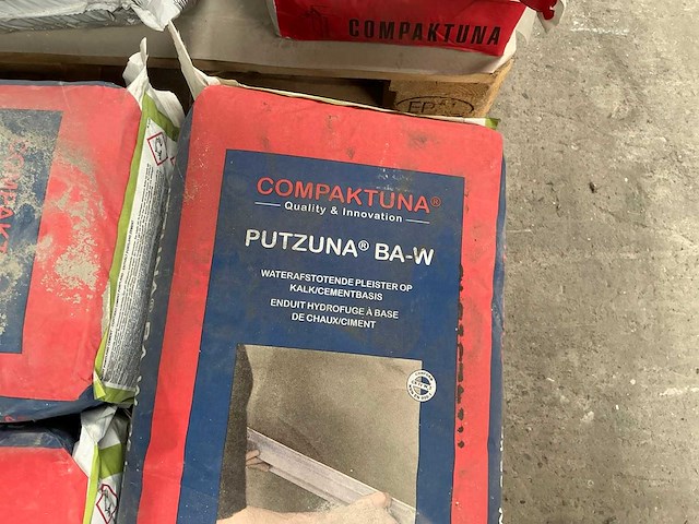 Compaktuna putzuna waterafstotende pleister in zak (12x) - afbeelding 2 van  6