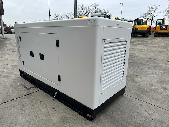 Compal power - 2025 - vg-r100 - stroomgenerator - afbeelding 17 van  22