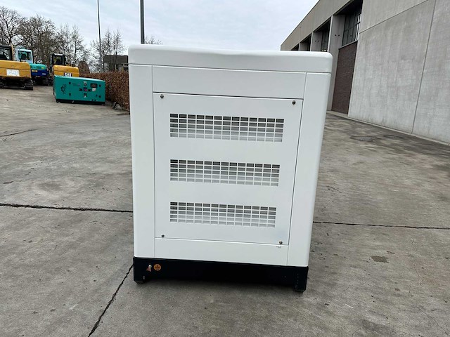 Compal power - 2025 - vg-r100 - stroomgenerator - afbeelding 4 van  22