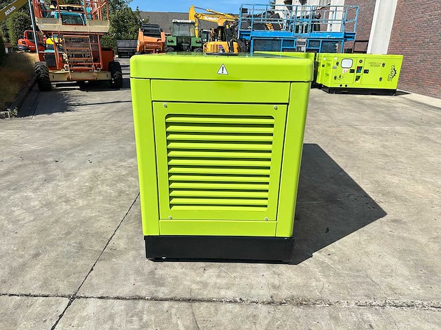 Compal power - 2026 - vg-r30 - stroomgenerator - afbeelding 7 van  17