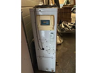 Competition 30hpra-e zwembad warmtepomp - afbeelding 2 van  4