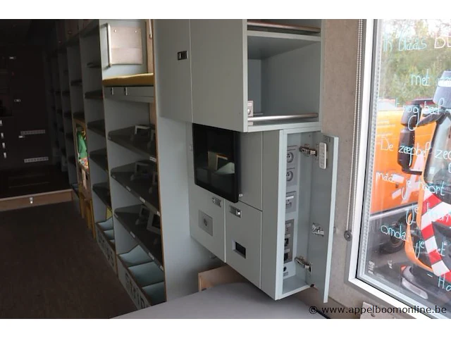 Compleet geinstalleerde bib bus iveco 190el, datum 1ste inschr 13/10/2016, chassis nr zcfa71vj902652314, diesel, euro vi, km-stand 21653, vv batterijen, airco en veel meer - afbeelding 20 van  33