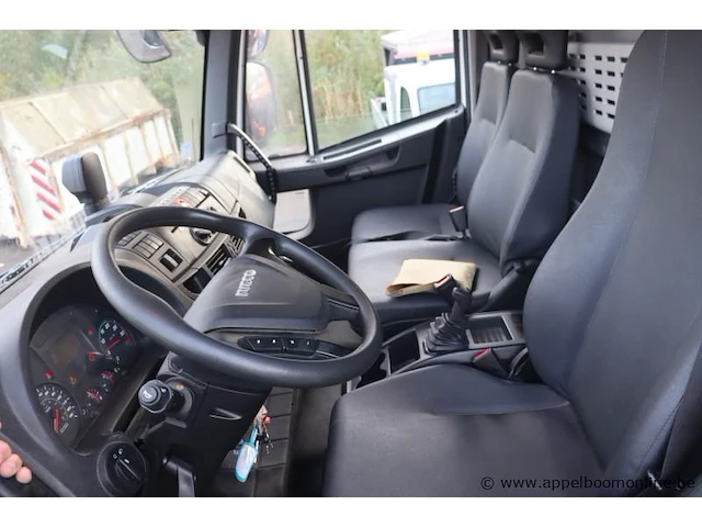 Compleet geinstalleerde bib bus iveco 190el, datum 1ste inschr 13/10/2016, chassis nr zcfa71vj902652314, diesel, euro vi, km-stand 21653, vv batterijen, airco en veel meer - afbeelding 28 van  33