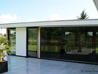 Compleet glazen schuifdeursysteem 4 deurs, veiligheidsglas 10 mm, 3570 mm breed, 4 stuks deuren 900 mm 2200 mm hoog, mat zwart ral 9005 - afbeelding 6 van  14