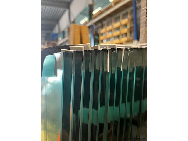 Compleet glazen schuifdeursysteem 4 deurs, veiligheidsglas 10 mm, 3750 mm breed, 4 stuks deuren 960 mm 2650 mm hoog, mat zwart ral 9005 - afbeelding 3 van  13