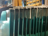 Compleet glazen schuifdeursysteem 5 deurs, veiligheidsglas 10 mm, 4680 mm breed, 5 stuks deuren 960 mm 2550 mm hoog, mat zwart ral 9005 - afbeelding 3 van  13