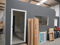 Compleet ingerichte bureel met verschillende ruimtes mét ventilatie-verwarming - afbeelding 1 van  15