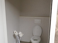 Compleet ingerichte bureel met verschillende ruimtes mét ventilatie-verwarming - afbeelding 13 van  15