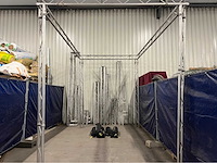 Compleet moduleerbare stand met doeken - afbeelding 1 van  11