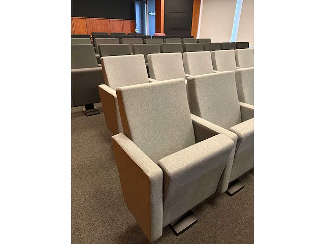 Complete auditorium - overige kantoorinventaris - afbeelding 6 van  9