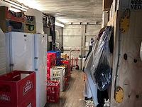 Complete bar en sanitair ruimten in 7x 40 voet zeecontainer constructie - afbeelding 4 van  12