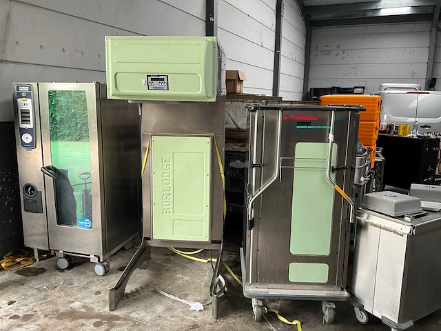 Complete inboedel keuken restaurant. - afbeelding 20 van  25