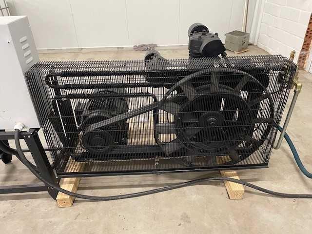 Complete lijn pet-blaasunit voor 5- en 3-gallonflessen - afbeelding 10 van  22