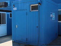 Complete sanitair container