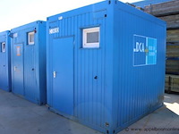 Complete sanitair container