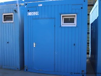 Complete sanitair container