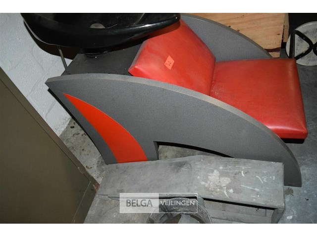 Complete vintage kapperstoel met wasbak - afbeelding 3 van  3