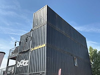 Complete woon en slaap ruimten in 3x 40 voet zeecontainer constructie - afbeelding 13 van  19