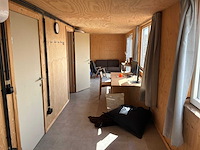 Complete woon en slaap ruimten in 3x 40 voet zeecontainer constructie - afbeelding 19 van  19