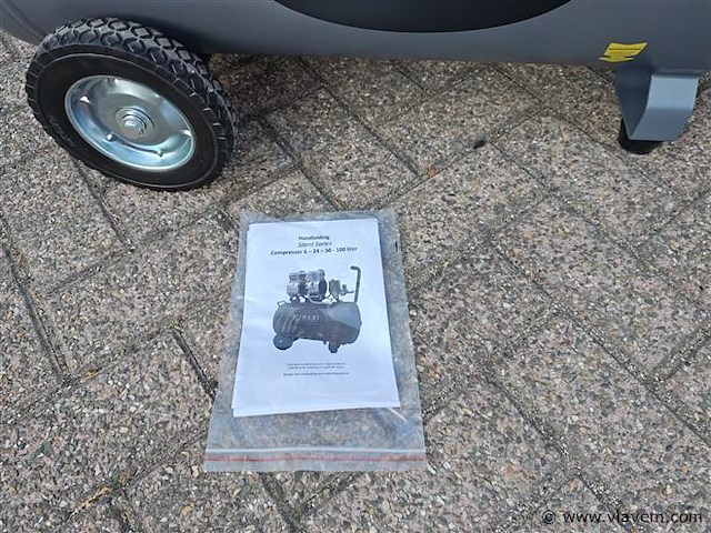 Compressor 100 liter olievrij - afbeelding 13 van  15